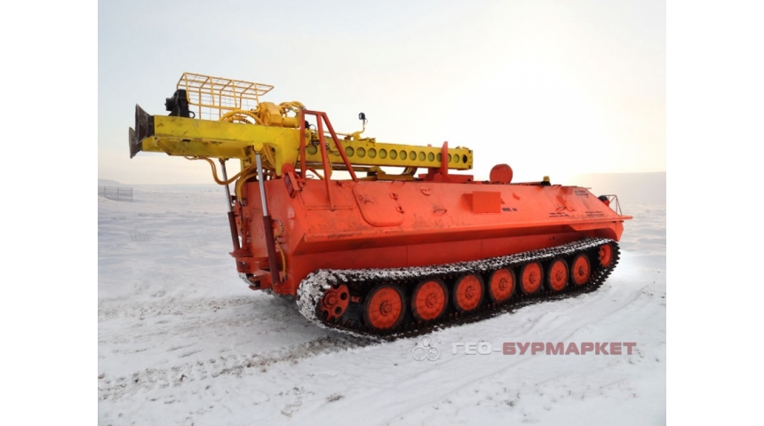 Установка буровая гидромеханизированная УБГМ-1Т на базе многоцелевого снегоболотохода КТМ-10-01 (МТЛБу)